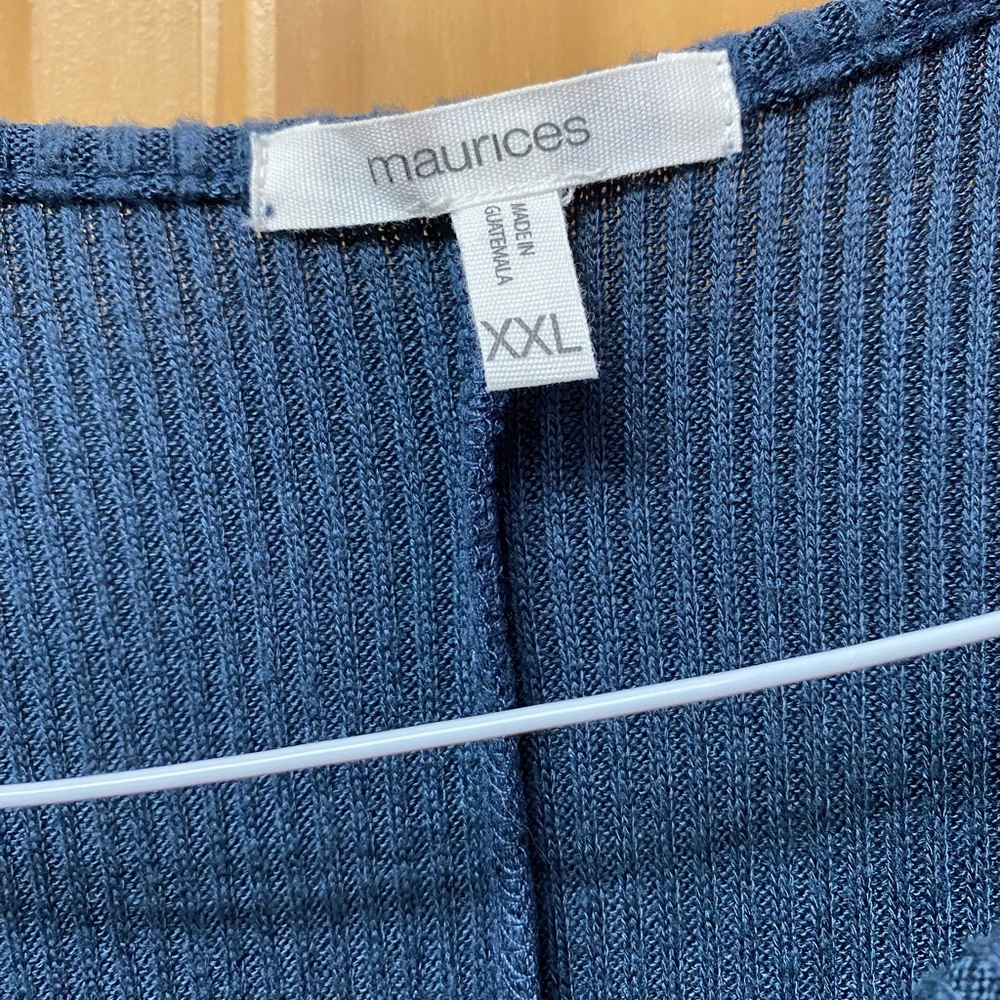 Maurice’s Ribbed notch neck slate blue flutter sleeve top